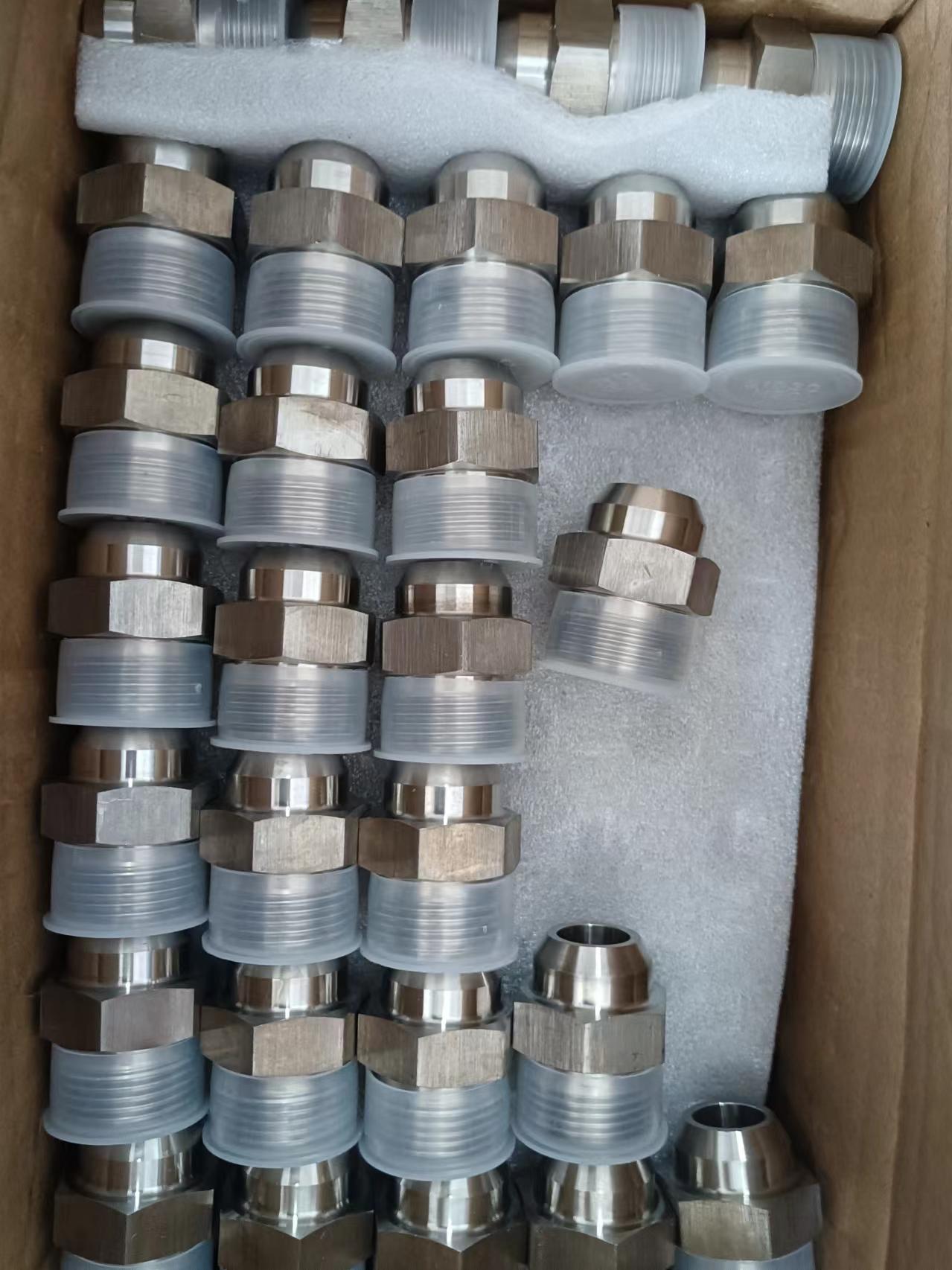 不銹鋼軟管接頭,過渡接頭特點(diǎn)